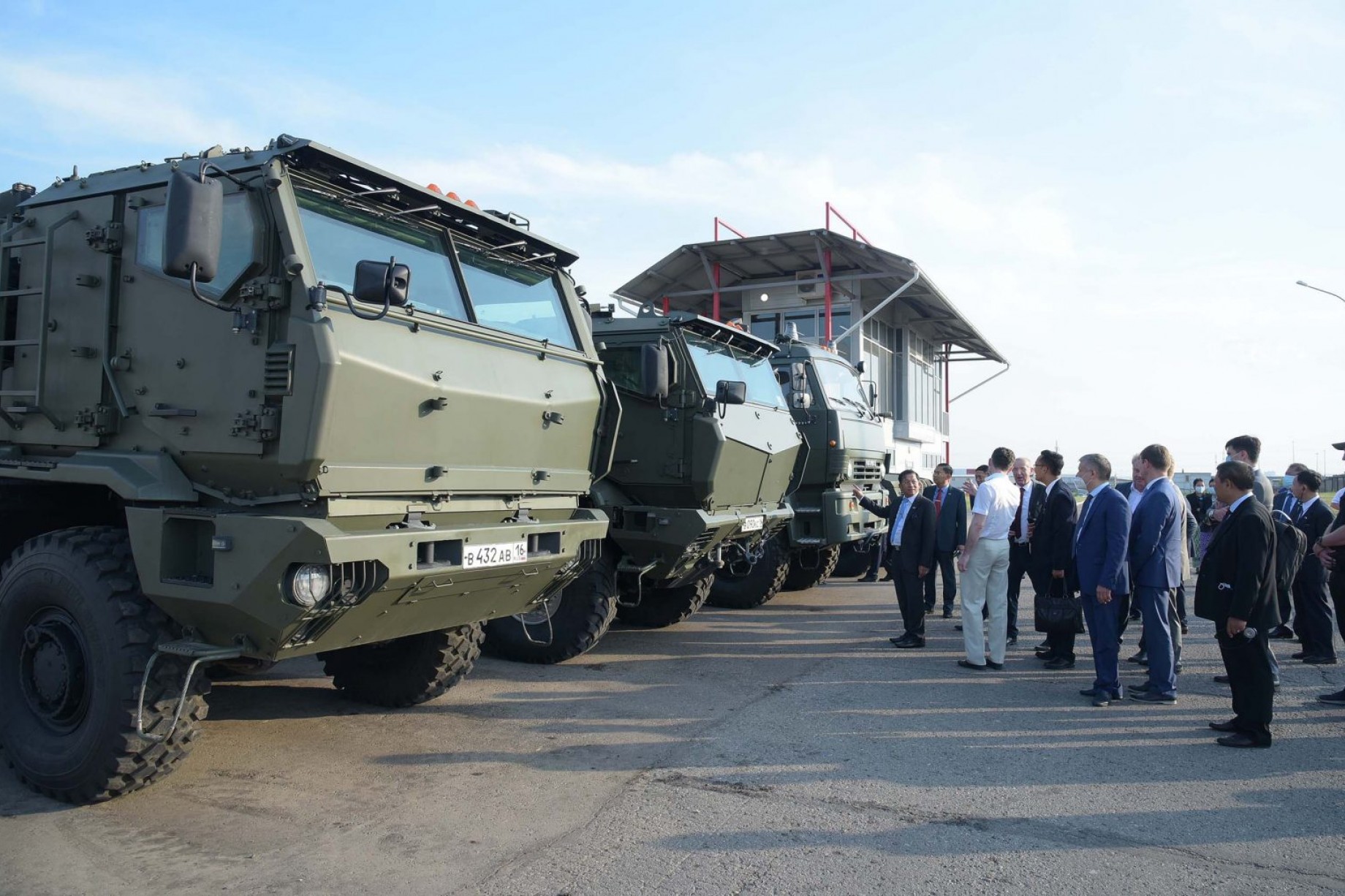 据称，受制裁的俄罗斯公司希望在缅甸生产军用卡车