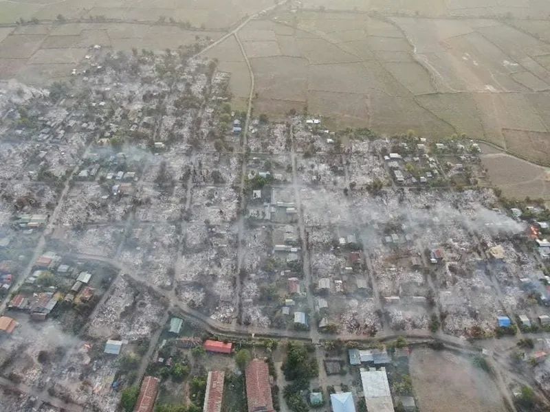 ​缅军洗劫并烧毁实皆省两个镇区近2000所民宅 杀害3名平民