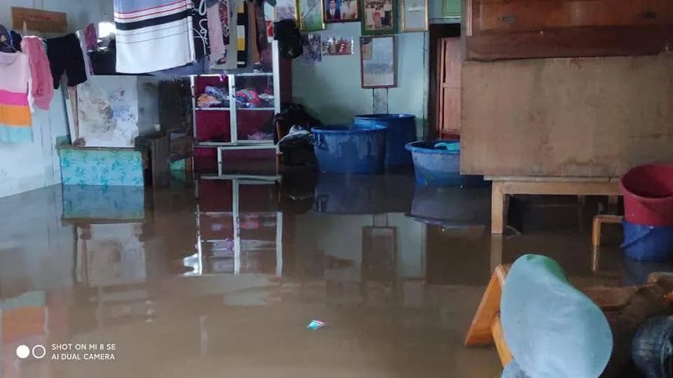 缅甸妙瓦底，大水淹城