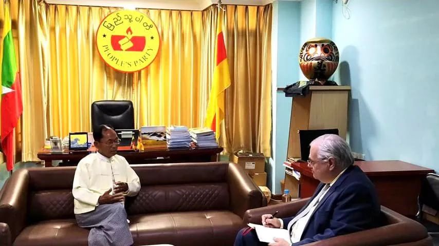 人民党主席哥哥基与外国大使会面讨论缅甸问题