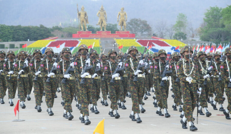 缅甸军政府在抵抗袭击中发出紧急警报