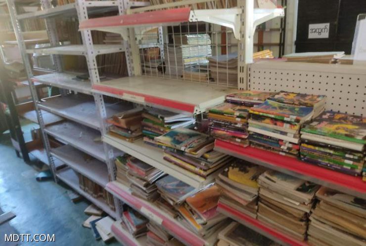 勃固省东吁市昂山图书馆有100多本书被盗