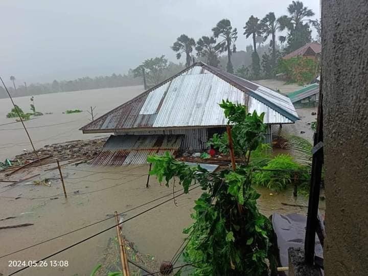台风肆虐菲律宾造成5死7伤