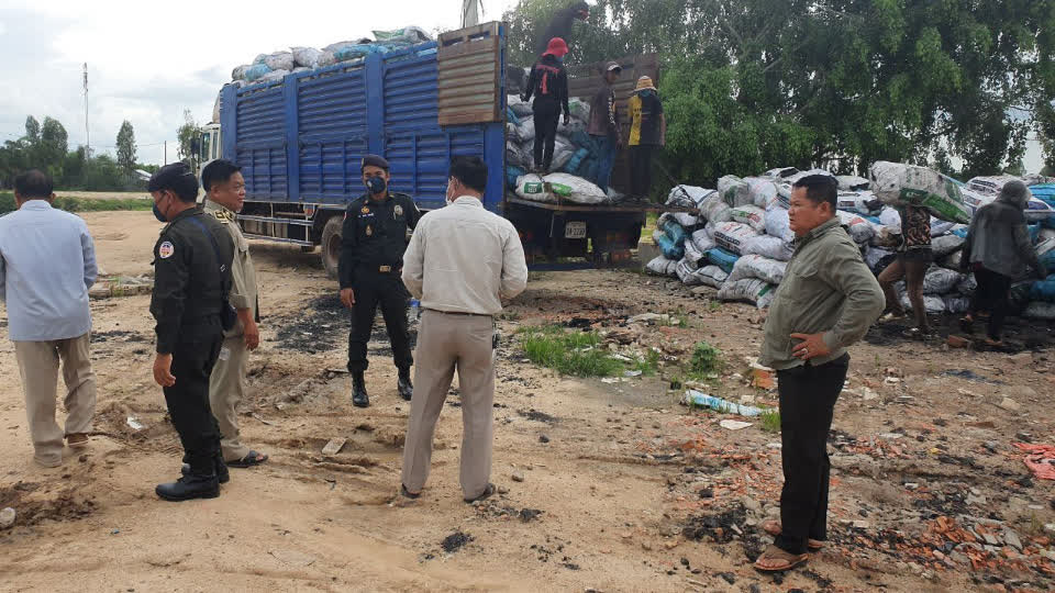 柬埔寨当局查获超50吨欲偷运至越南的煤炭！