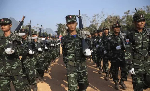 缅甸军政府腹背受敌人口大量外逃