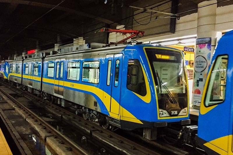 菲律宾花费37亿买中国列车却迟迟用不了? 图佛促调查
