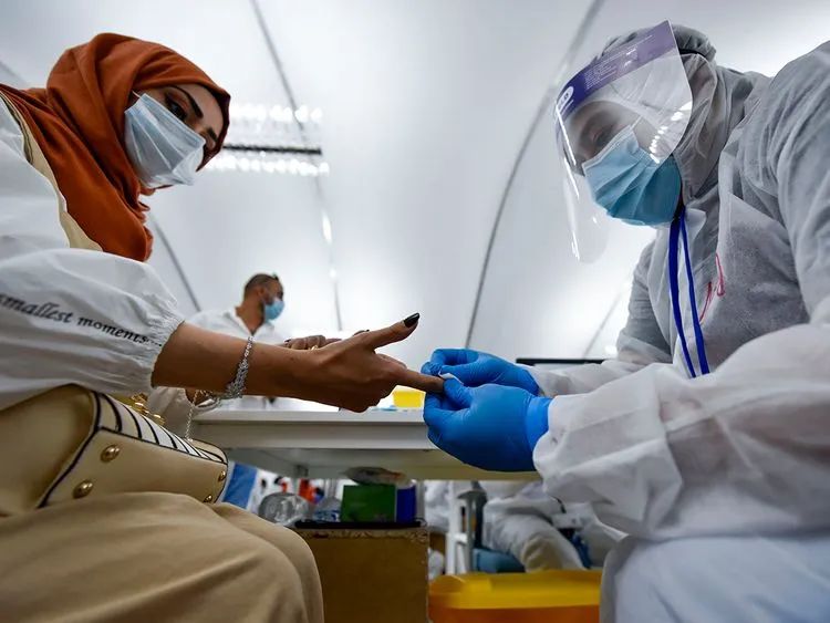 阿联酋疫情（5.15）｜新增352例，一线防疫人员：分享抗疫心路历程，呼吁更多人加入