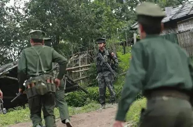 解放军中缅边境实弹演习亲美武装越线后果严重