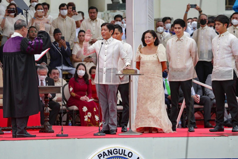 小马科斯正式就任菲律宾第17任总统