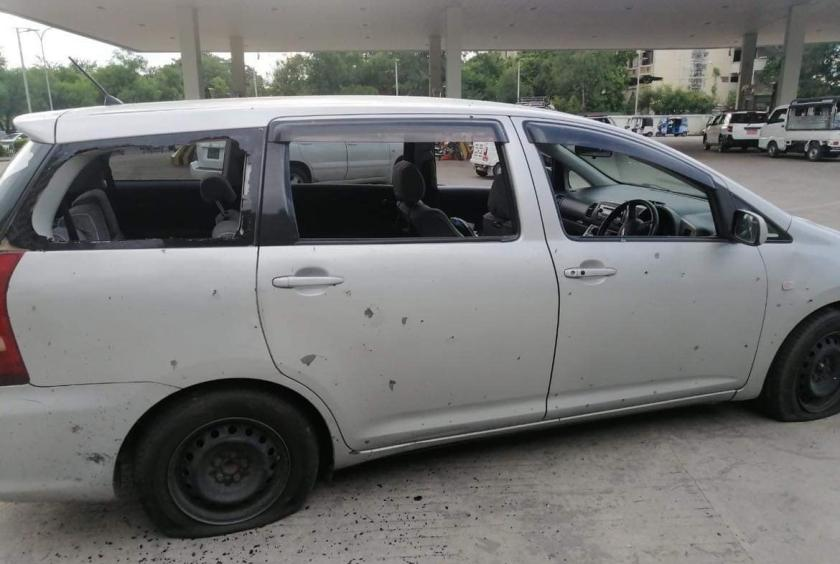 曼德勒丹科加油站遭自制炸弹袭击，导致一辆汽车受损