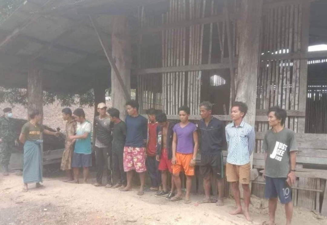 缅甸军方与武装激战，有11名士兵狼狈逃到泰国，已被遣返